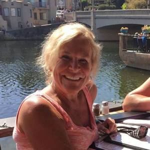 Meet your Posher, Christa